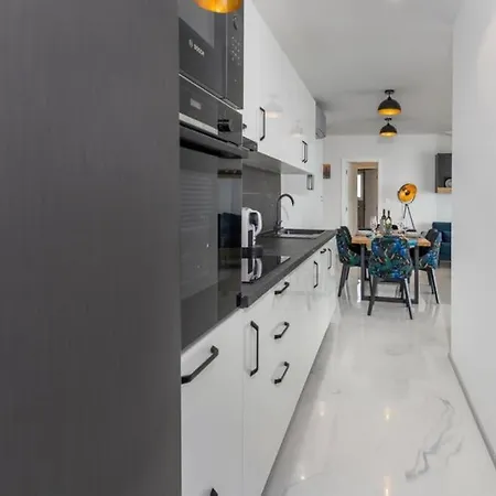 Διαμέρισμα S4 *